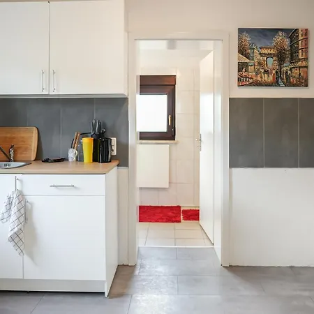 아파트 Gemuetliche 80 Qm 5 Min Von *