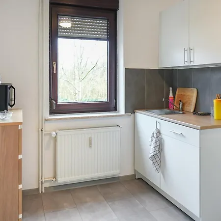 Gemuetliche 80 Qm 5 Min Von 프리드베르크