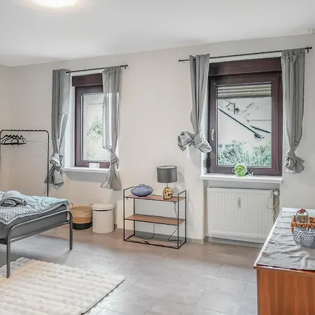 Gemuetliche 80 Qm 5 Min Von *